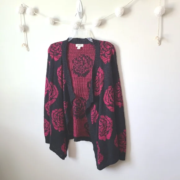 Rose Print Open Front Knit Cardigan Size Medium - Picture 2 of 8